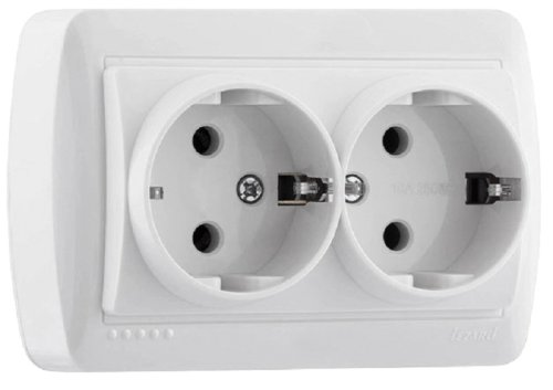 Розетка с заземлением накладная Lezard Demet 2-м. белый картинка